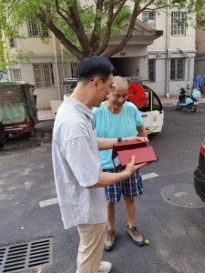 雙節送關懷 溫情暖人心——江西制藥開展走訪慰問離退休干部活動